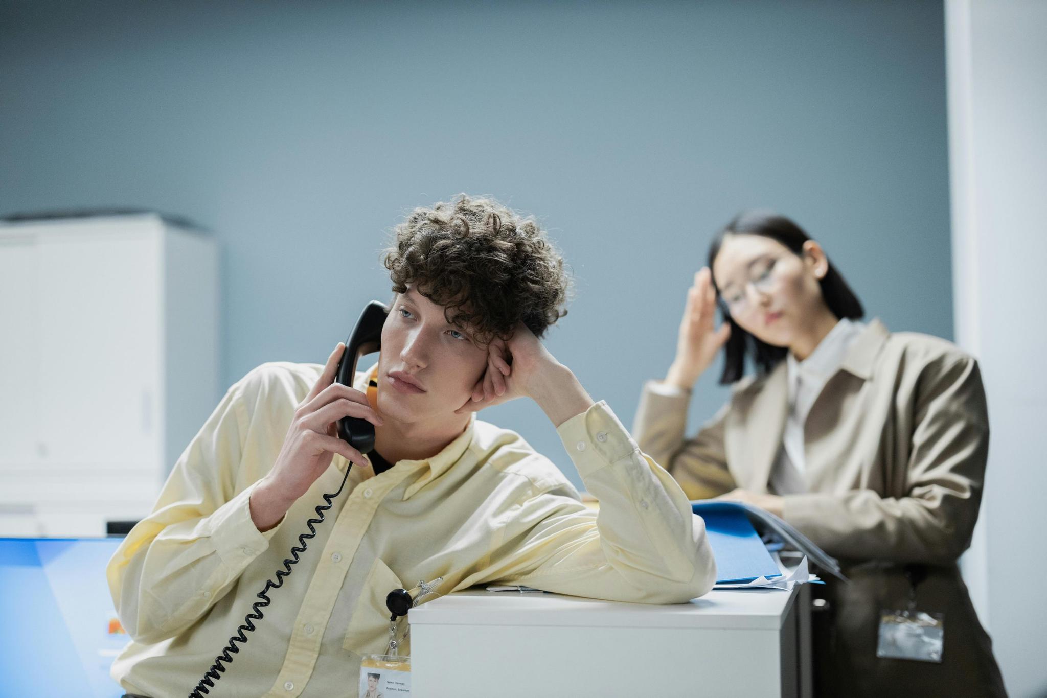 “Xin lỗi, đầu óc tôi đã… đăng xuất rồi”: Khi chúng ta dần “mất kết nối” với công việc